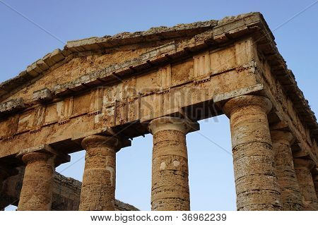 die griechischen Tempel von Segesta in Sizilien