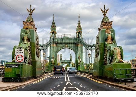 London / Uk - September 18 2018: View Of Hammersmith Bridge, A Suspension Bridge That Crosses The Ri