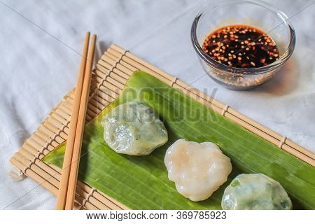 Steamed Guizhou Of Dumpling Stuffed Slice Garlic Chive Dipping With Soy Sauce.thailand Street Food C