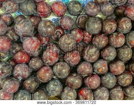 Steam Fruit Is On Sale In The Store