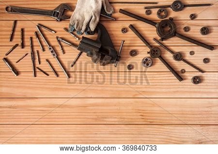 Old Equipment For Manual Cutting Of External And Internal Threads. Locksmith Vises, Dies And Taps Of