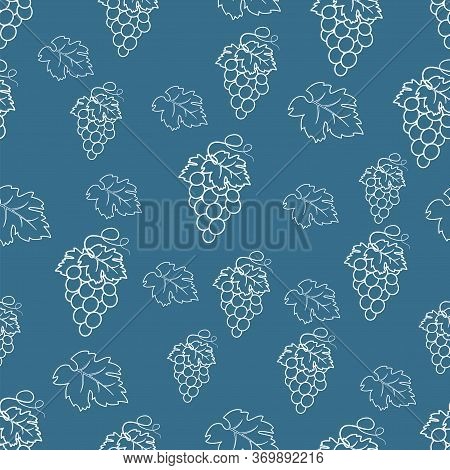 Seamless Grape Background. Bunch Of Grapes With Leaves