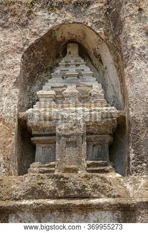 These Funeral Monuments Are Thought To Be Dedicated To King Anak Wungsu Of The Udayana Dynasty And H