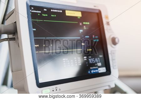 Ecg-heart Rate Pulse Monitor For Patient In Self-quarantine Room In Hospital Self Quarantine Or Isol