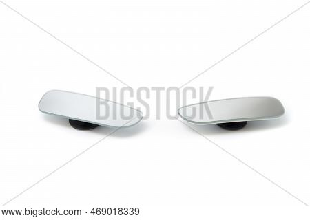 Car Blind Spot Mirror Is An Additional Glass That Is Attached To The Near Side Of The Car's Rearview