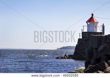 Piccolo faro In Norvegia