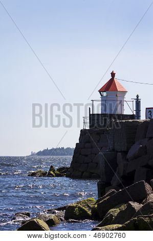 Piccolo faro In Norvegia