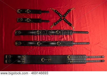 Sm Toys Pu Leather Bondage Set Include Belt, Handcuffs, Legcuffs, Center Connection, Adult Games Sex