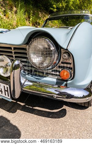 Schieder-schwalenberg, North Rhine-westphalia, Germany, May 8, 2022: Headlight Of A Retro Car, Close