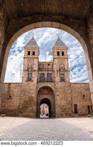 Toledo, Spain - June 21, 2022: Interior Of The Bisagra Gate, Entrance To The City Of Toledo Through 