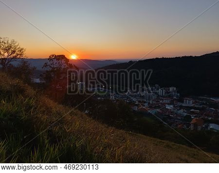 Beautiful Sunset Seen From Morro Do Cruzeiro In Águas De Lindoia São Paulo Sp With The City Center B