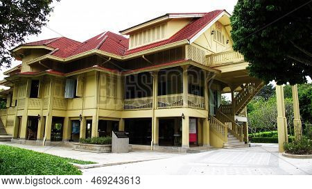 Ancient Wooden Building And Antique Wood Architecture Dara Phirom Palace Museum Learning Resource Of
