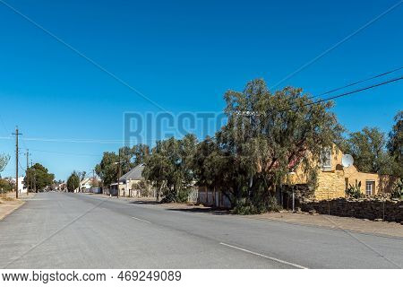 Fraserburg, South Africa - Sep 3, 2022: A Street Scene, With Old Houses, In Fraserburg In The Northe