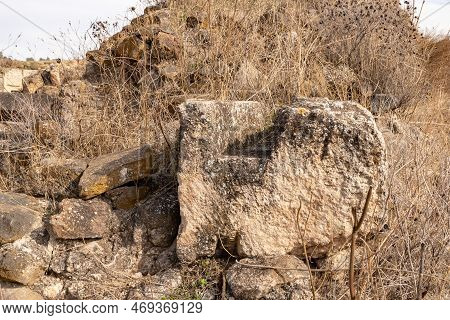 The Ruins Of The Fortress Wall Of The Ateret Fortress - Metzad Ateret - Qasr Atara - Located Next To