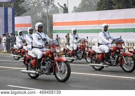 Kolkata Police Sergeant On Motorcycle Preparing For Taking Part In The Upcoming Indian Republic Day