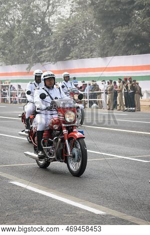 Kolkata Police Sergeant On Motorcycle Preparing For Taking Part In The Upcoming Indian Republic Day 