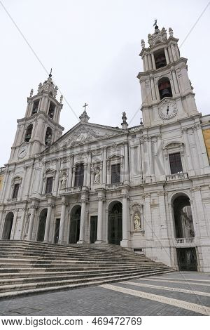 Mafra, Lisbon, Portugal- January 17, 2023: Beautiful Palace-convent And Royal Building Of Mafra