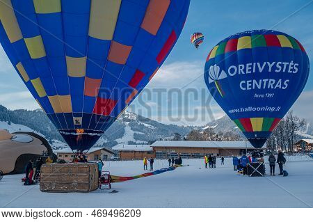 Chateau-d'oex,vaud, Switzerland - 23 January 2023: Hot Air Balloon. People Working For The Preparati