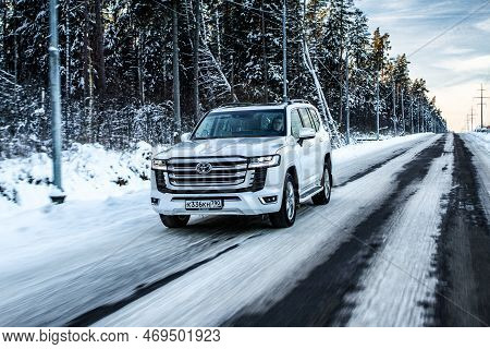 Moscow, Russia - December 11, 2021 Toyota Land Cruiser 300 Premium (j300), Modern Suv. Exterior Fron
