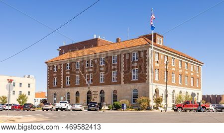 Bartlesville, Oklahoma, Usa - October 18, 2022: The Washington County Courthouse