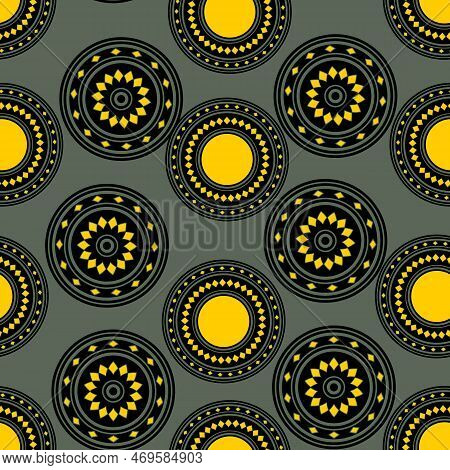 Seamless Pattern With Geometric Aboriginal Ornament. Ethnic Tribal Rounded Color Background. Afican,