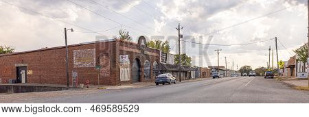 Keota, Oklahoma, Usa - October 15, 2022: The Old Business District On Main Street