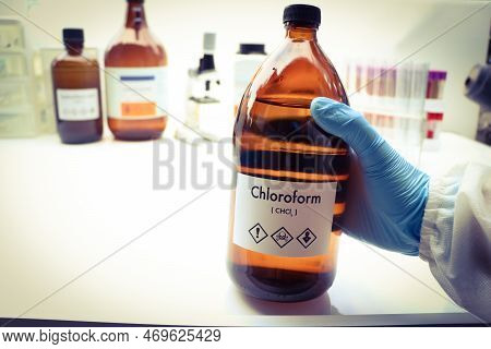 Chloroform In Bottle , Chemical In The Laboratory And Industry, Chemical Used In The Analysis
