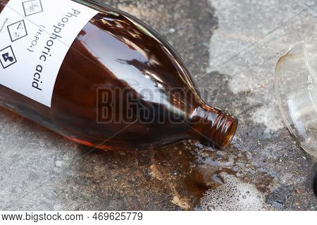 Phosphoric Acid Are Leaking On The Floor, Chemical In The Laboratory And Industry, Chemicals Used In