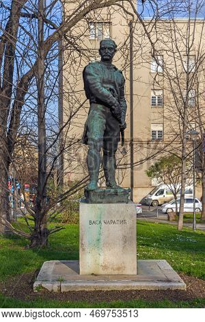 Belgrade, Serbia - December 31, 2022: Bronze Statue Vasa Carapic Memorial Landmark At Gardijski Park