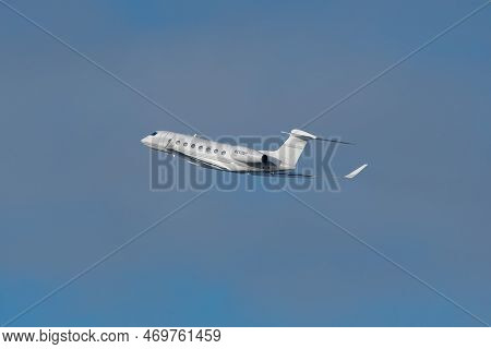 Zurich, Switzerland, January 19, 2023 Gulfstream G650 Business Aircraft Is Taking Off From Runway 28