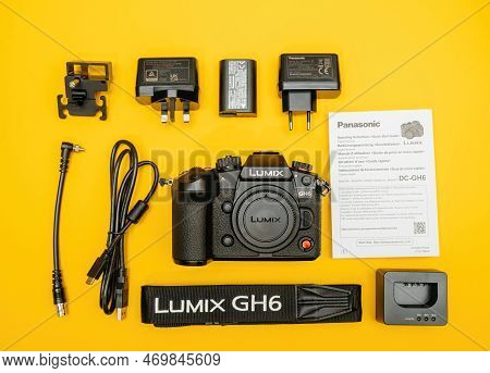 Paris, France - Nov 20, 2022: Unboxing Flat Lay Overhead Lateral View Of Panasonic Lumix Dmc-gh6 Mic