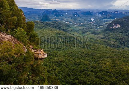 Couple At The Edge Of A Mountain, Dragon Crest Mountain Krabi Thailand