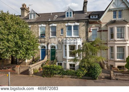 Chesterton Road, Cambridge, England - July 13 2017: Cambridge Four Storey Houses Viewed From Elevate