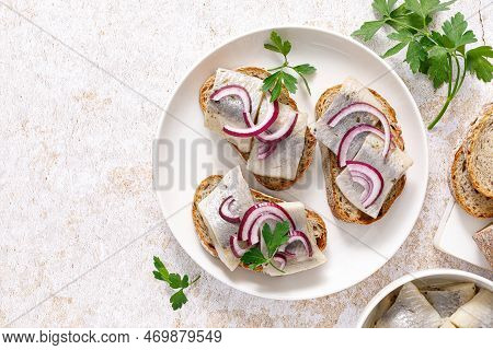 Herring Sandwich. Open Sandwiches With Whole Grain Bread, Herring And Onion. Top View