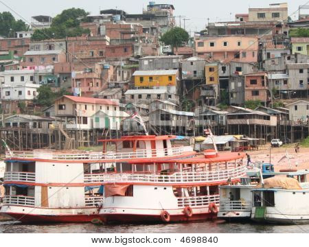 Manaus Amazonka řeka bydlení 3