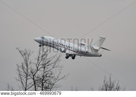 Zurich, Switzerland, January 20, 2023 Dessault Falcon 900ex Business Aircraft Departing From Runway 