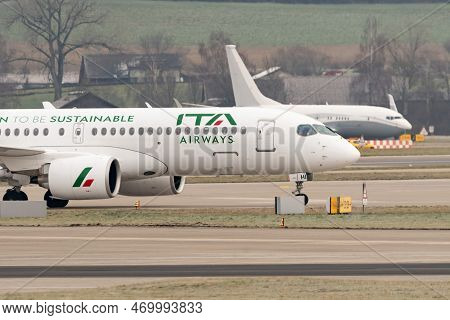 Zurich, Switzerland, January 20, 2023 Ita Airways Bombardier Cs-300 Or A220 Aircraft Is Taxiing To I