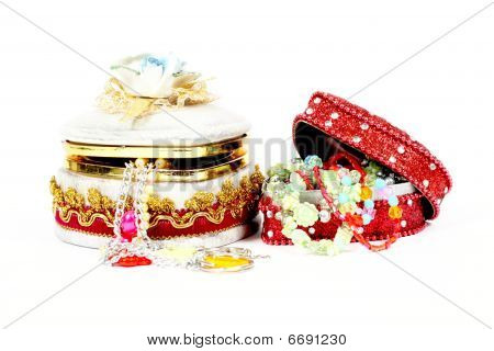 Geschenk-Box von Spielzeug Schmuck