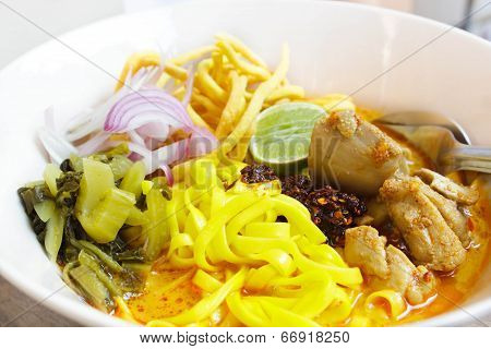 Khao Soi, Northern Thai Noodle Curry Soup.