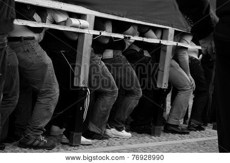 Costaleros Training