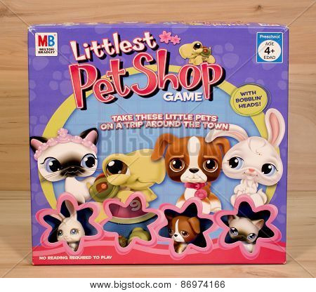 Pet Shop Game Box