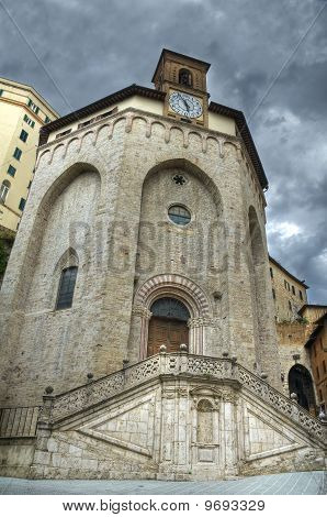 Ercolano kostel sv. Perugia. Umbrie.