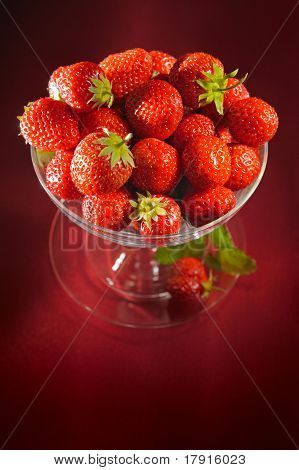 Ein Kelch von Erdbeeren
