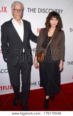 LOS ANGELES - MAR 29:  Ted Danson, Mary Steenburgen at the Premiere Of Netflix's 