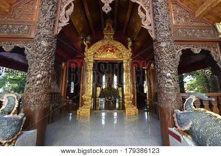 Chiang Mai Buddhist Monastery Wat Pratat Doi Suthep