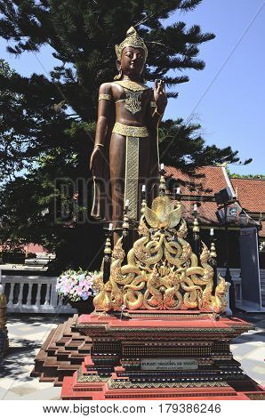 Chiang Mai Buddhist Monastery Wat Pratat Doi Suthep
