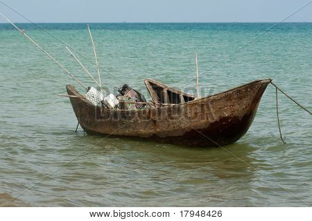 Barco de pesca de madeira tradicionais chineses