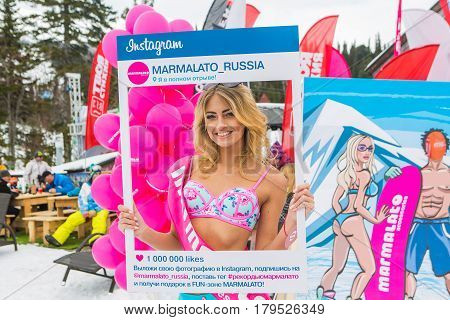Young Happy Pretty Women In Colorful Bikini With Instagram Frame.