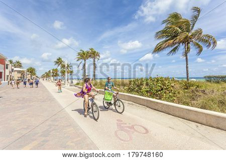 Hollywood Beach Fl USA - March 13 2017: Bikeway at the Hollywood Beach Broad Walk on a sunny day in March. Florida United States