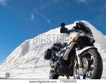 Gotthardpass, Vehicles In Transit Between The Walls Of Snow